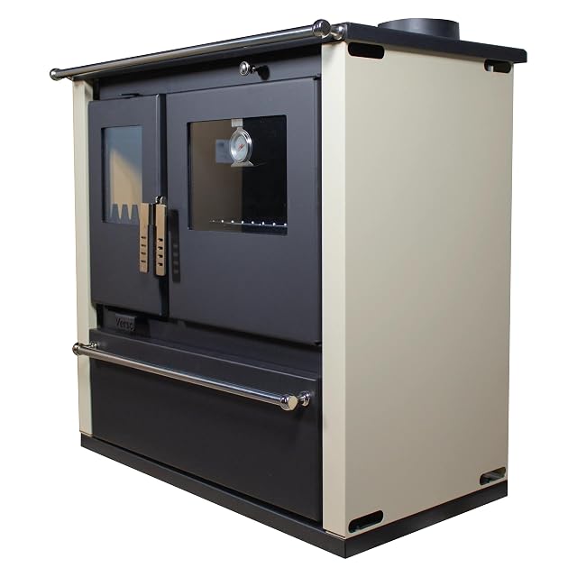 Una cucina a legna avorio con forno e piano di cottura, da 7,7 kilowatt
